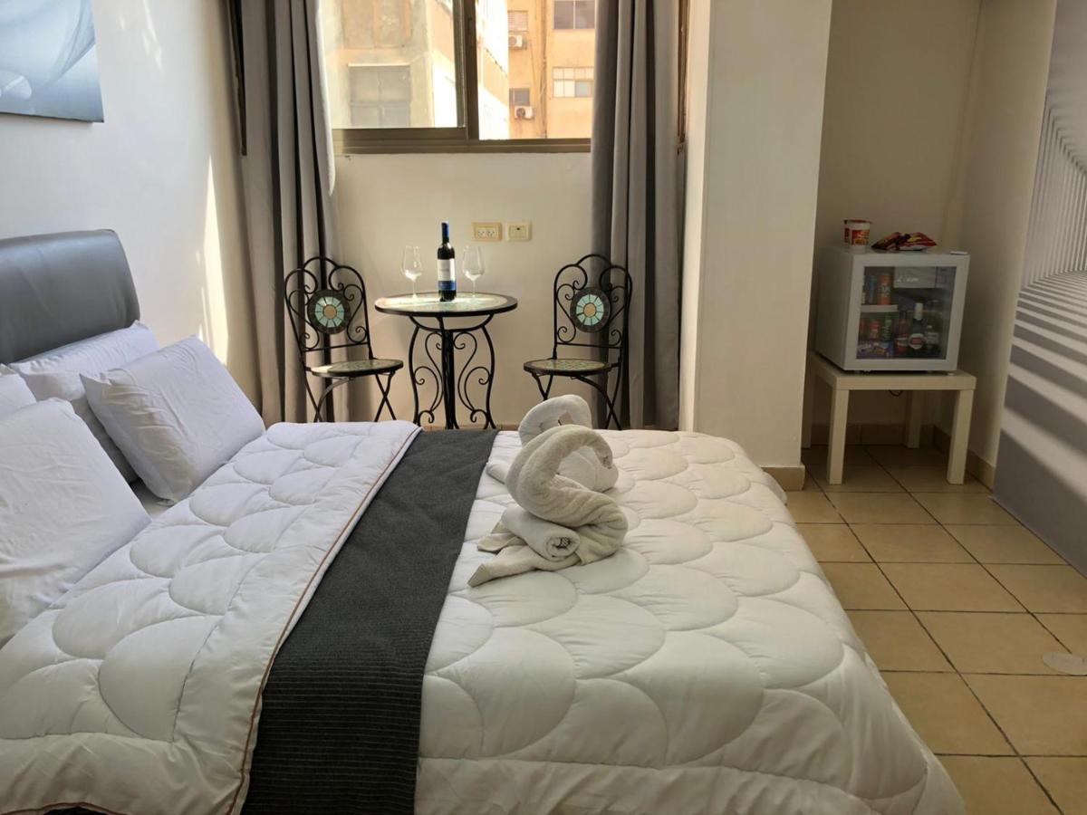 Sea Line Hotel From R&A Group Bat Yam Extérieur photo