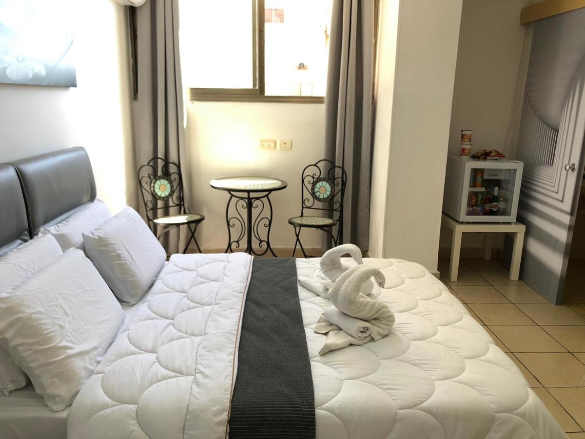 Sea Line Hotel From R&A Group Bat Yam Extérieur photo