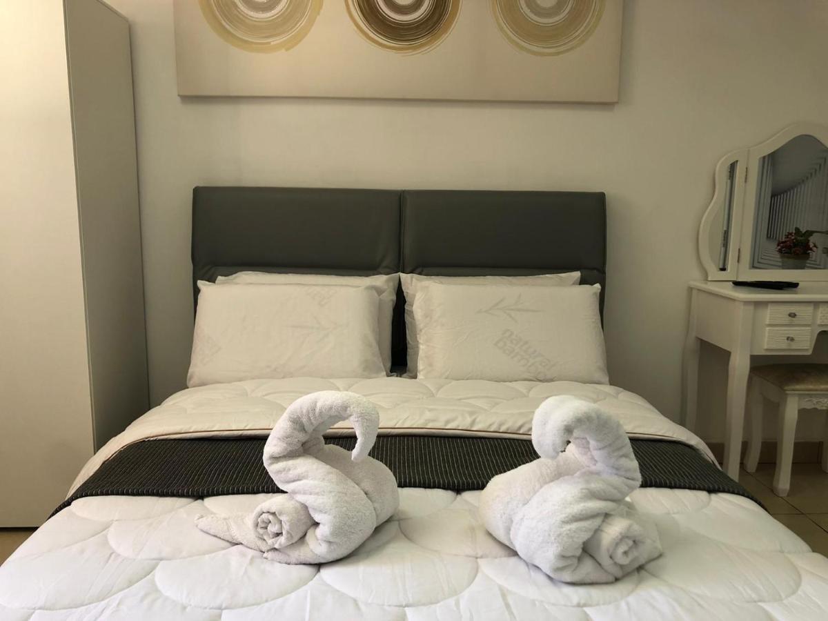 Sea Line Hotel From R&A Group Bat Yam Extérieur photo