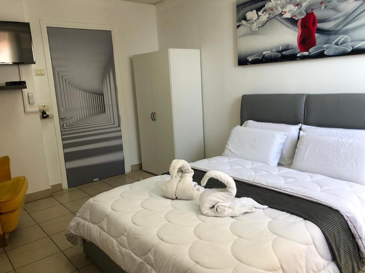 Sea Line Hotel From R&A Group Bat Yam Extérieur photo