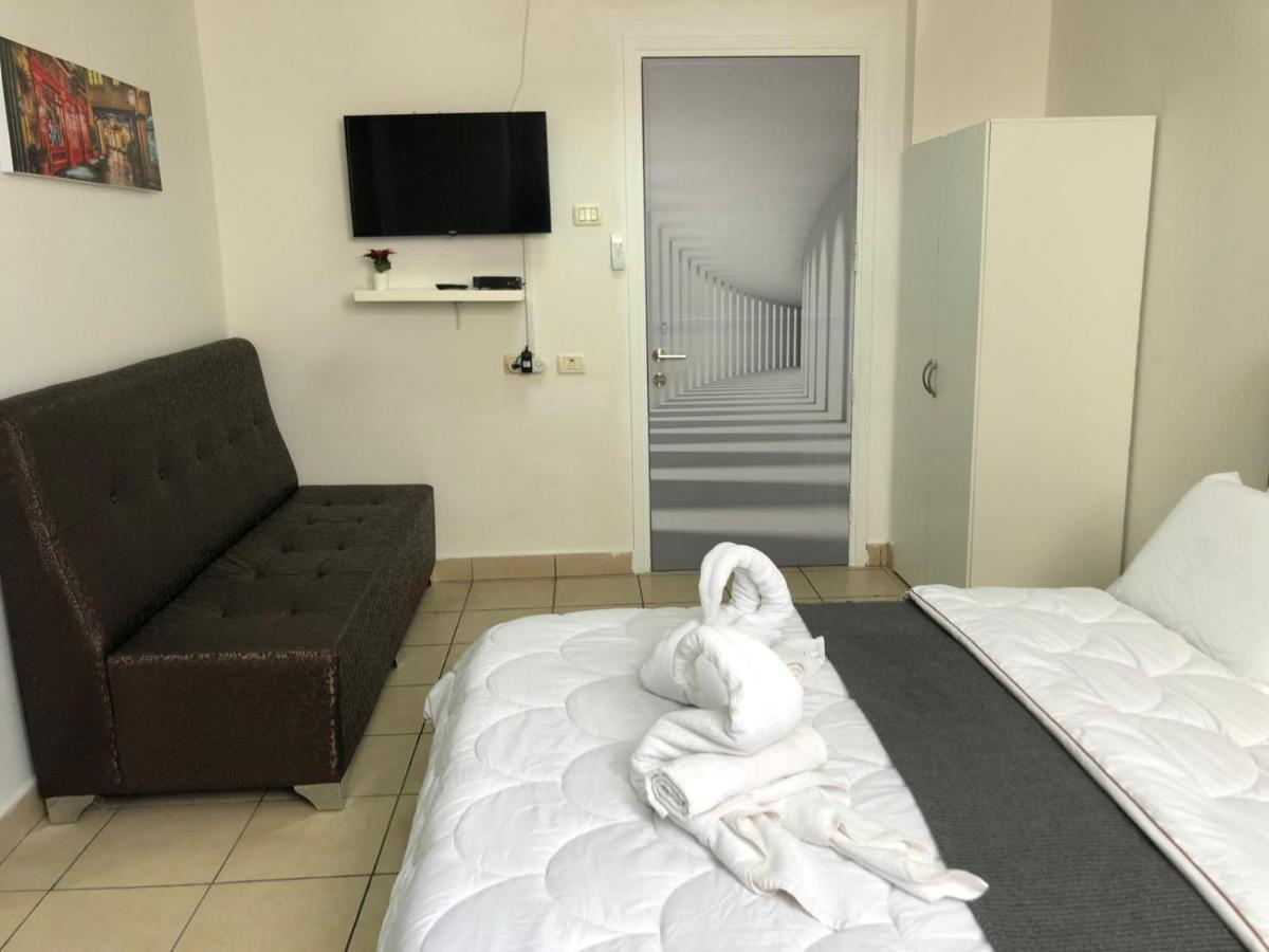 Sea Line Hotel From R&A Group Bat Yam Extérieur photo