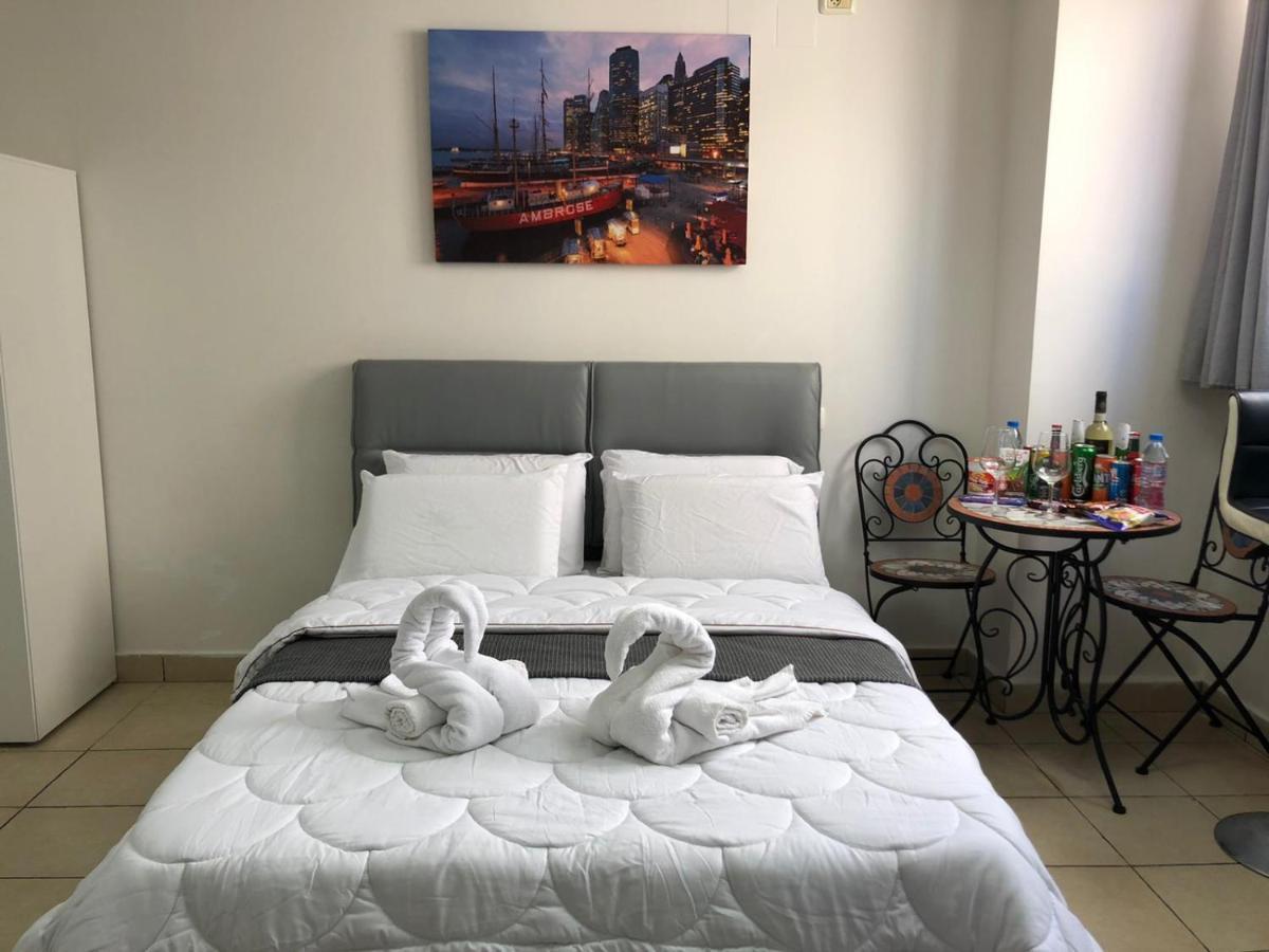 Sea Line Hotel From R&A Group Bat Yam Extérieur photo